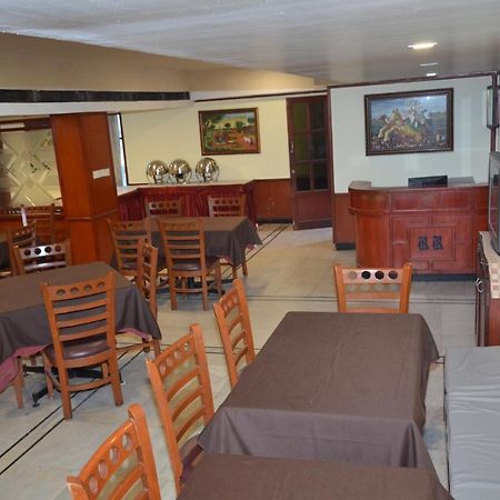 Hotel Rathna Residency Maduráj Kültér fotó