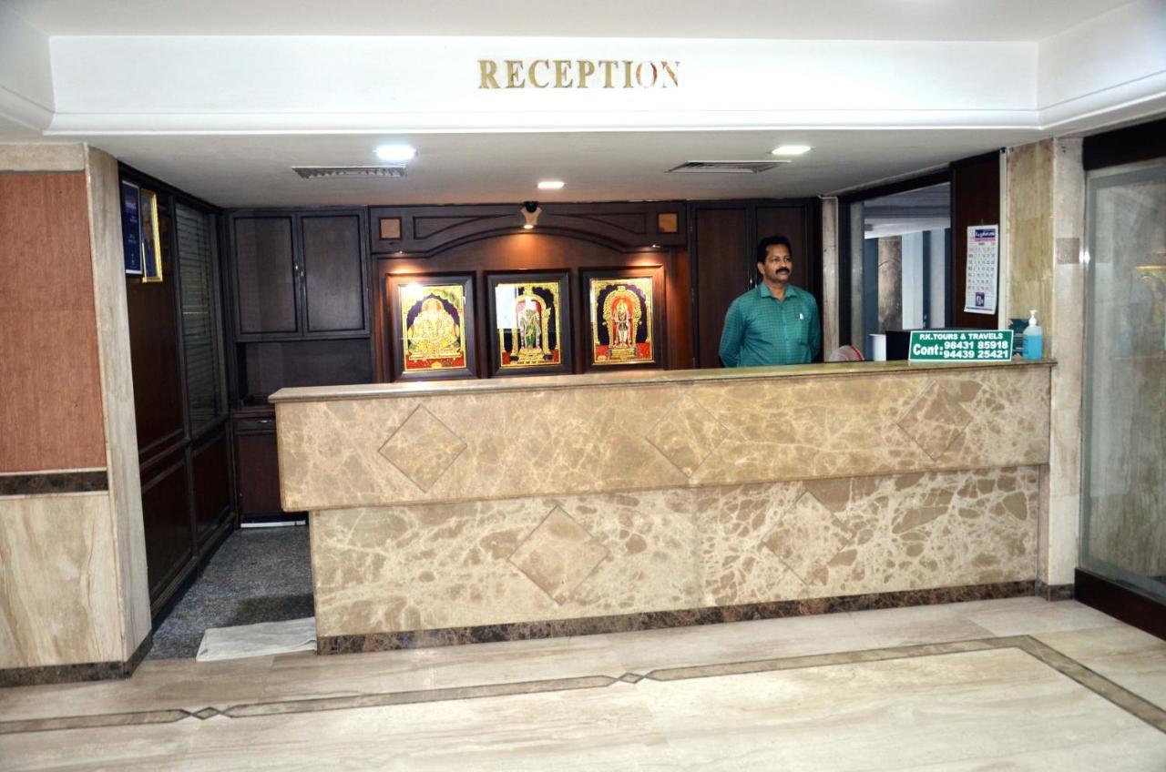 Hotel Rathna Residency Maduráj Kültér fotó